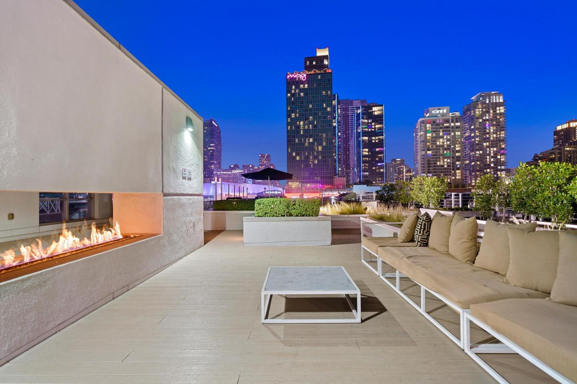 Dtla Escape Skyline Views With Luxury Amenities Appartement Los Angeles Buitenkant foto